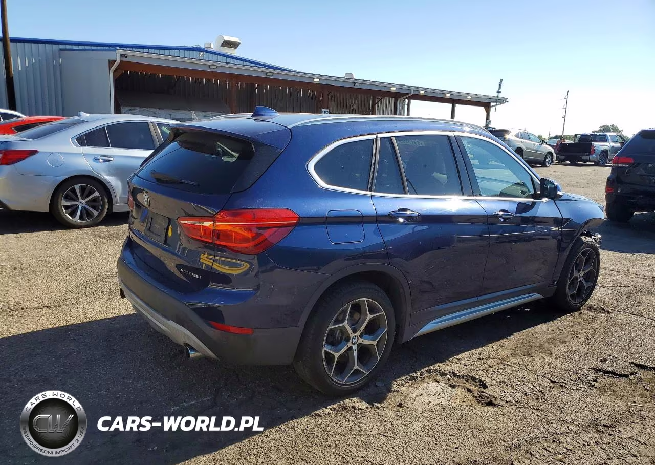 2018 BMW X1 xDrive28I VIN:WBXHT3C31J5L33882 - 3