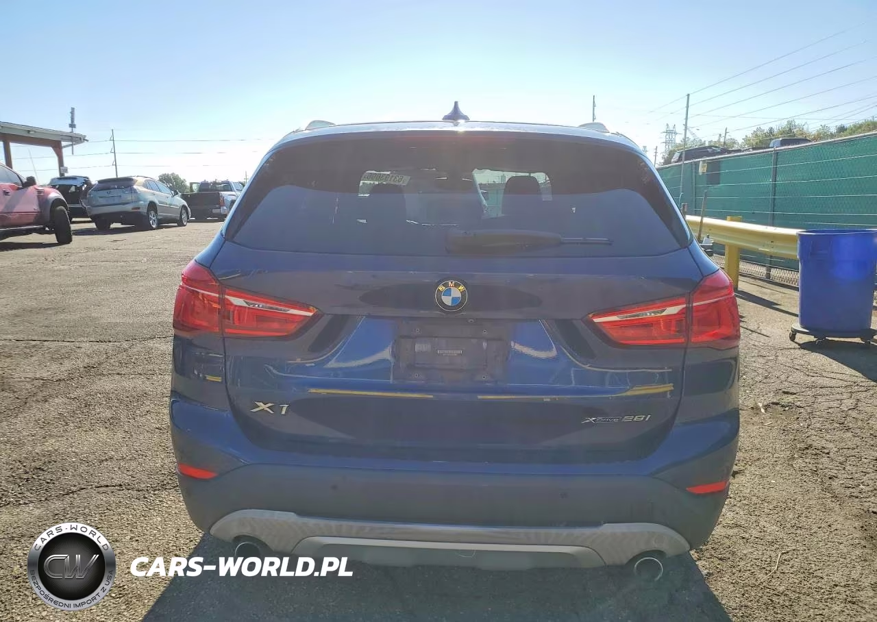 2018 BMW X1 xDrive28I VIN:WBXHT3C31J5L33882 - 6