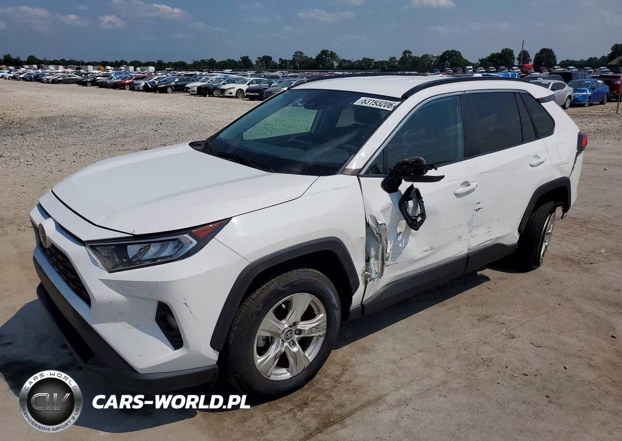 2021 Toyota Rav4 Xle VIN:2T3W1RFV1MC125543 - 1