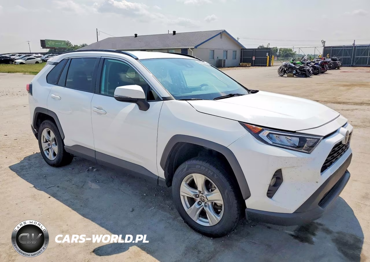 2021 Toyota Rav4 Xle VIN:2T3W1RFV1MC125543 - 4