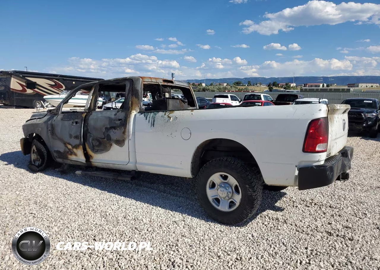 2018 Ram 2500 St VIN:3C6UR5HL2JG145094 - 2