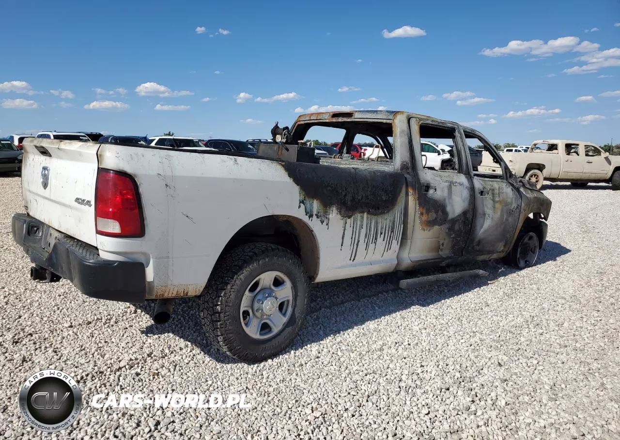 2018 Ram 2500 St VIN:3C6UR5HL2JG145094 - 3