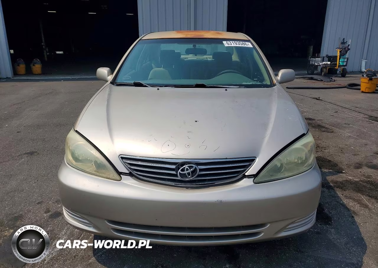 2003 Toyota Camry Le VIN:4T1BE32K83U155026 - 5