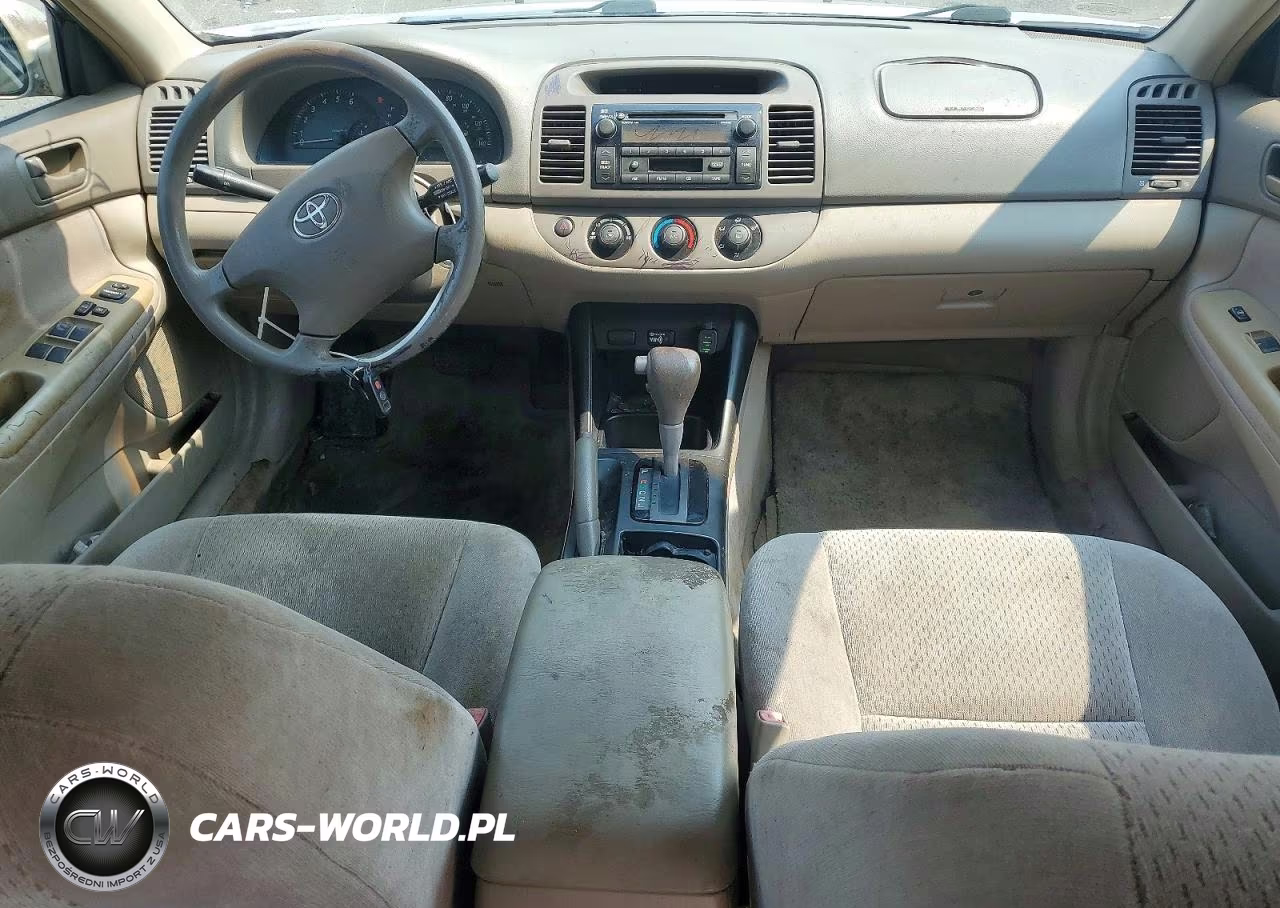 2003 Toyota Camry Le VIN:4T1BE32K83U155026 - 8