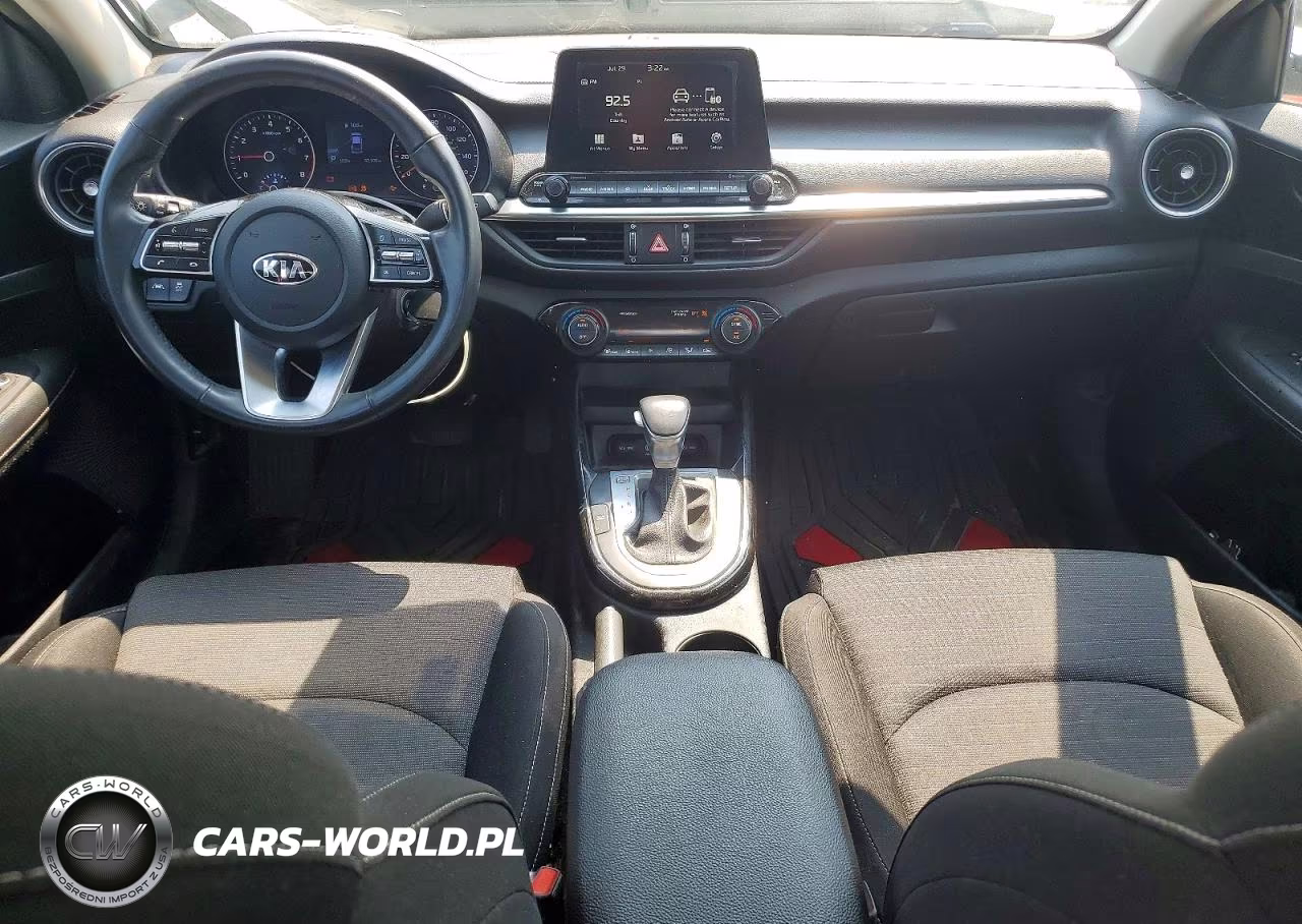 2019 Kia Forte S VIN:3KPF34AD9KE016251 - 8