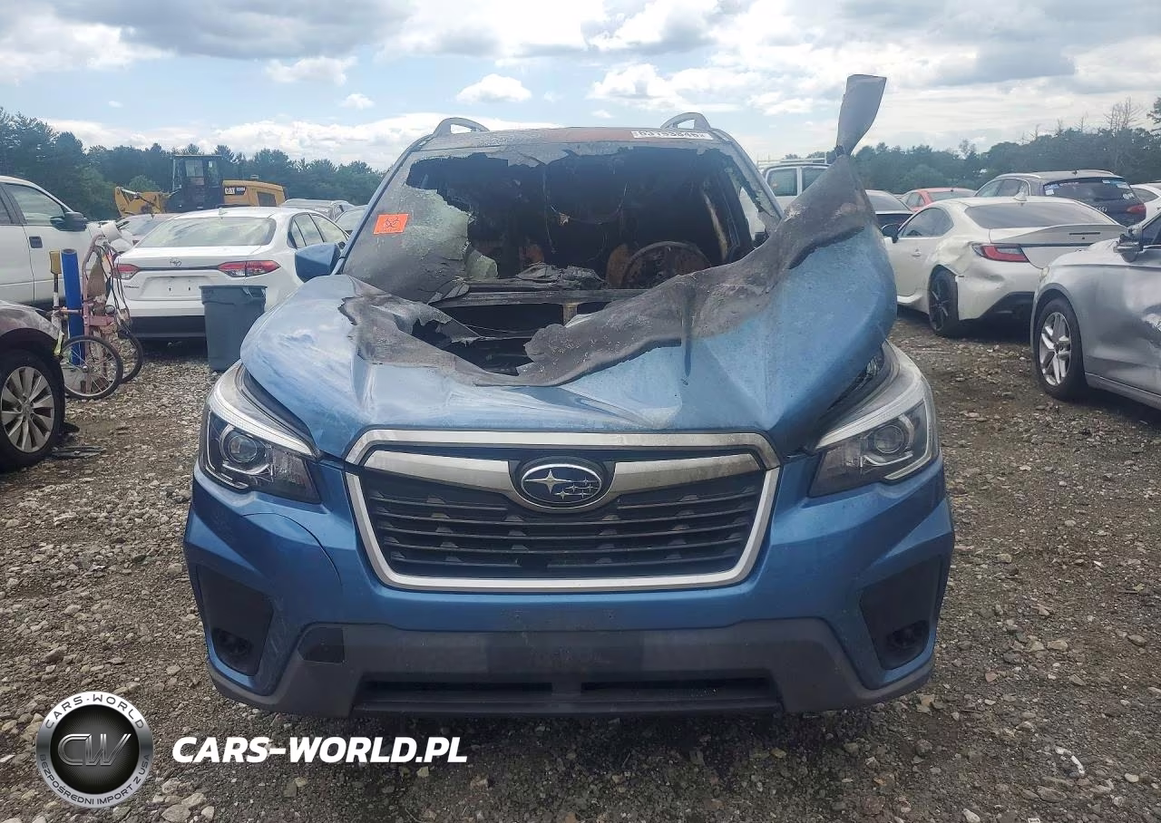 2019 Subaru Forester Premium VIN:JF2SKAEC8KH528886 - 5
