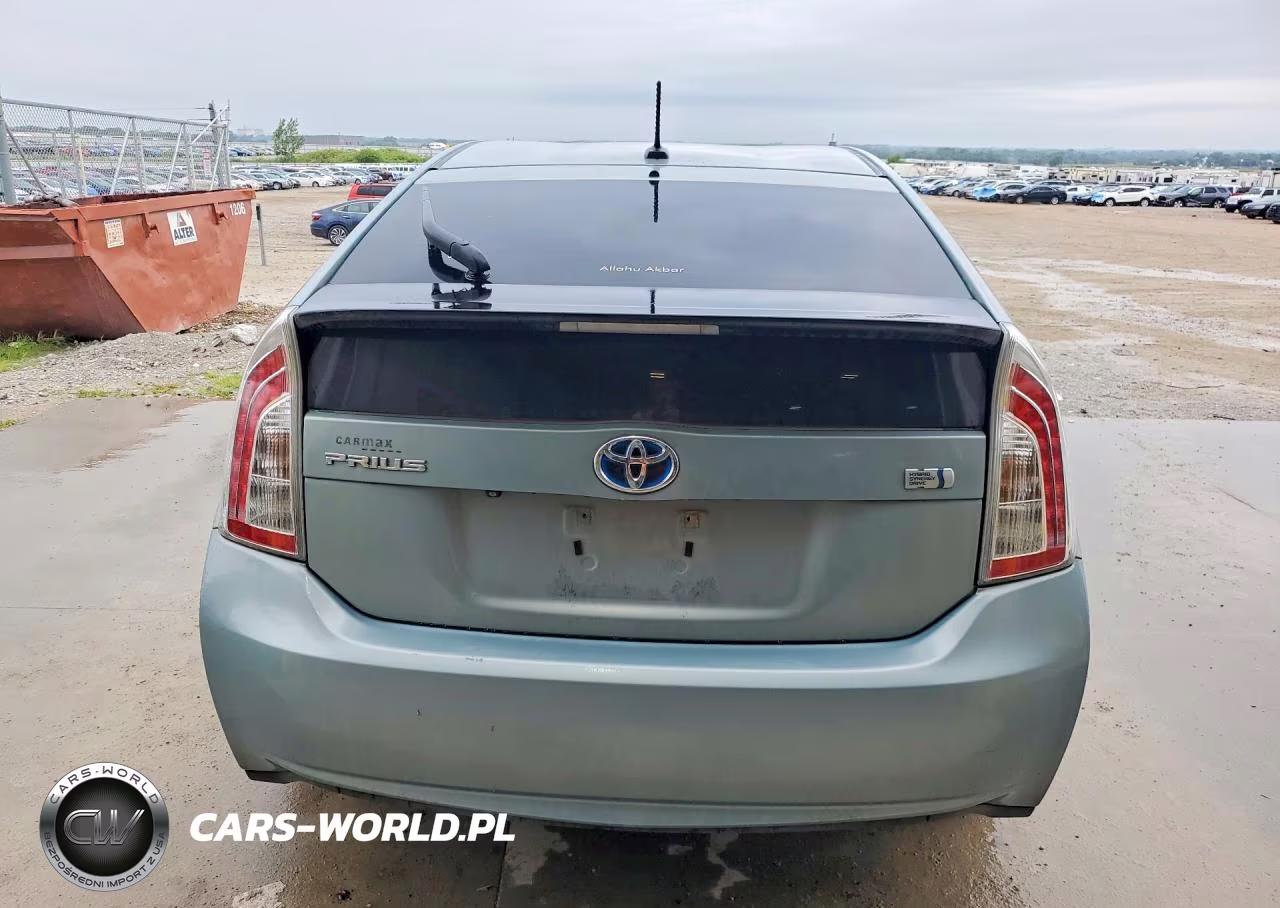 2013 Toyota Prius Three VIN:JTDKN3DU7D1645267 - 6