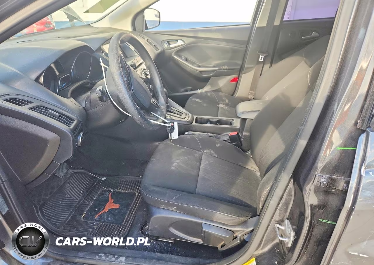 2017 Ford Focus Sel VIN:1FADP3H29HL332829 - 7