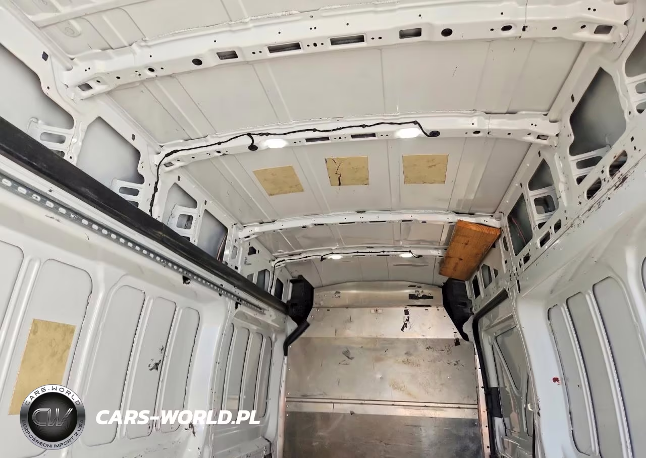 2018 Ford Transit-250 VIN:1FTYR3XM6JKA74127 - 10