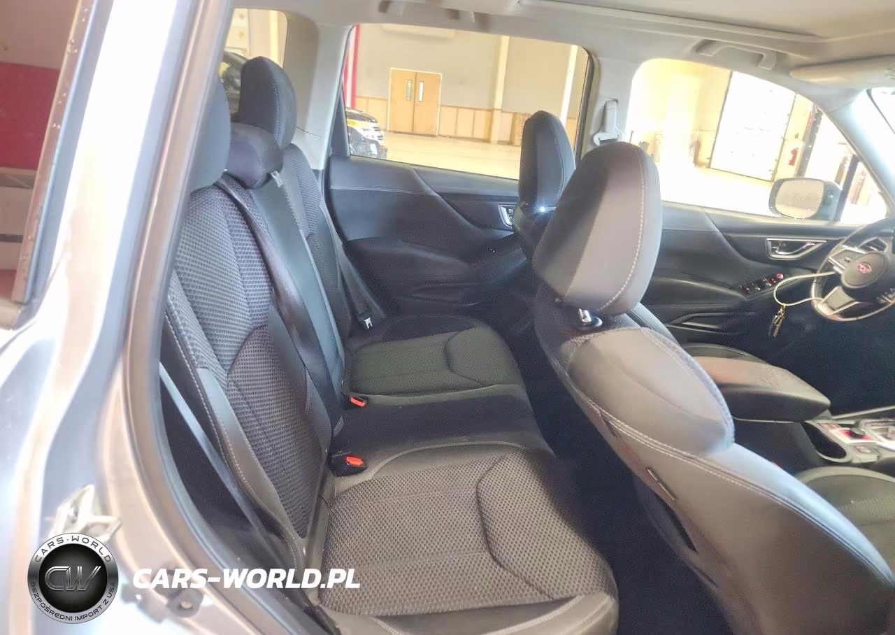 2020 Subaru Forester Premium VIN:JF2SKAJC1LH601863 - 10