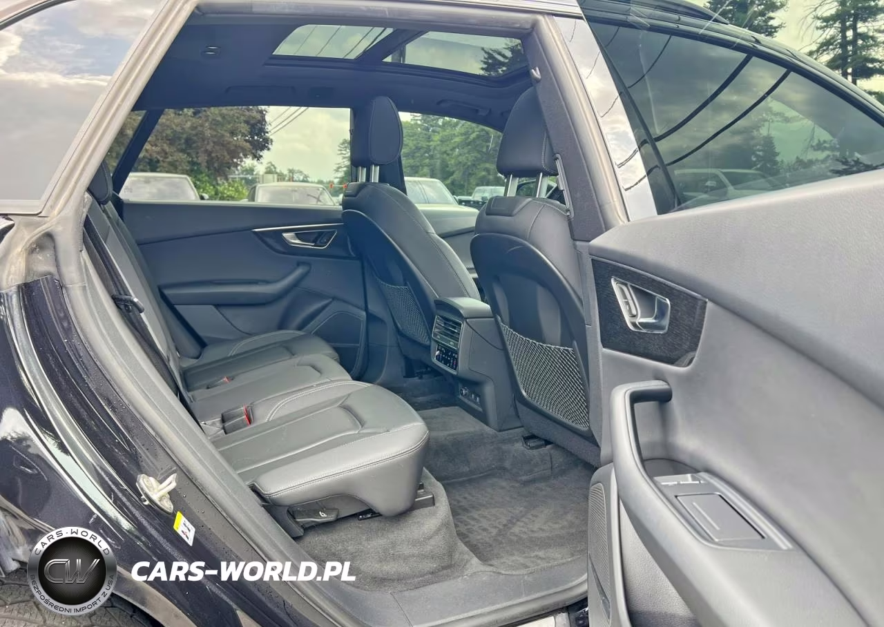 2019 Audi Q8 Prestige S-Line VIN:WA1FVAF17KD024108 - 6