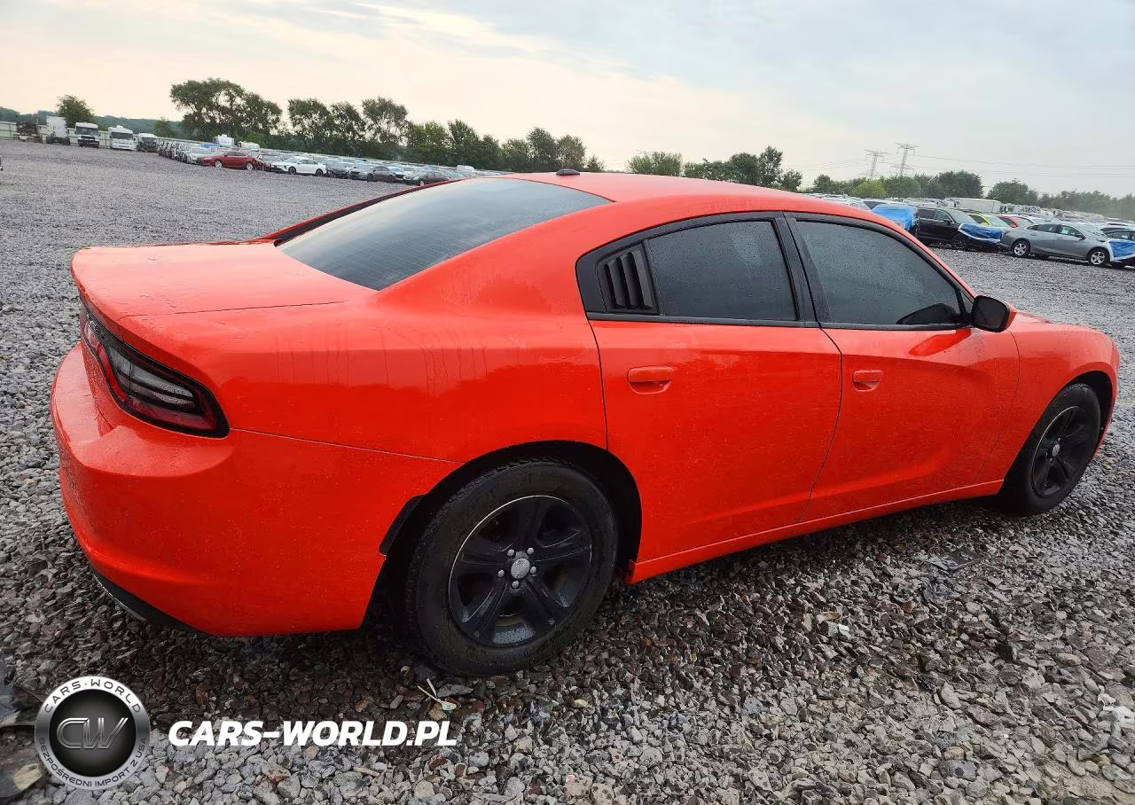 2020 Dodge Charger Sxt VIN:2C3CDXBG1LH117997 - 3