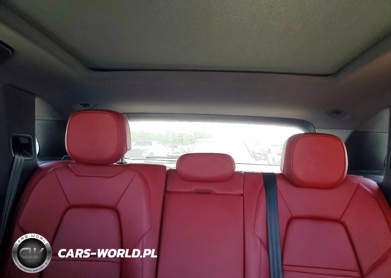 2019 Porsche Cayenne S VIN:WP1AB2AY1KDA63889 - 10