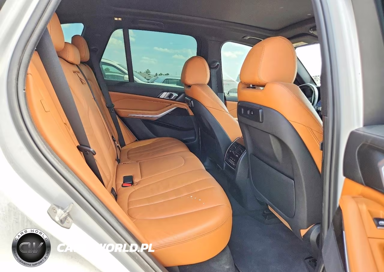 2019 BMW X5 xDrive40I VIN:5UXCR6C57KLL13866 - 11