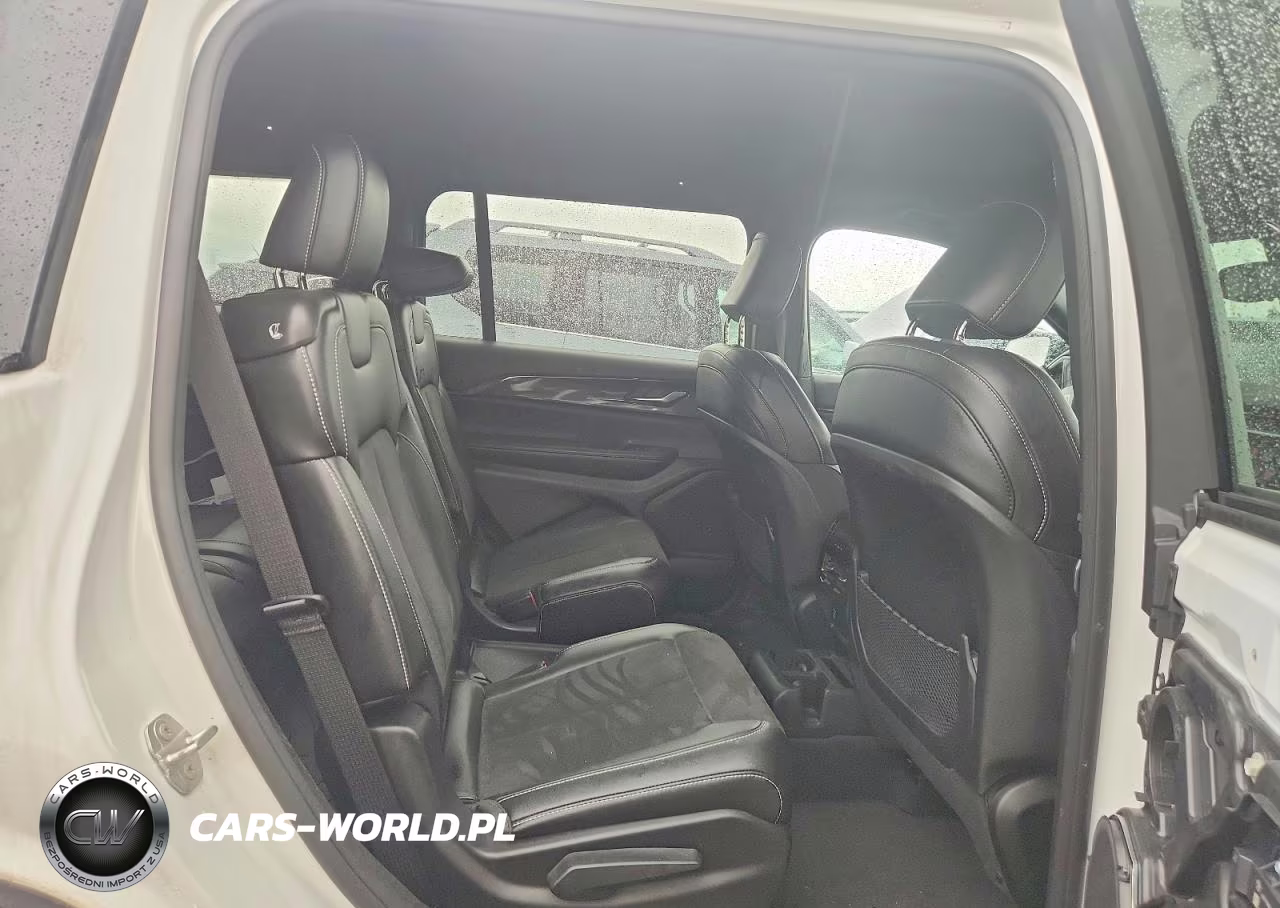 2023 Jeep Grand Cherokee L Laredo VIN:1C4RJKAGXP8750013 - 11