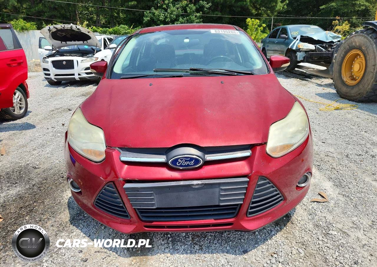 2014 Ford Focus Se VIN:1FADP3F21EL308765 - 5