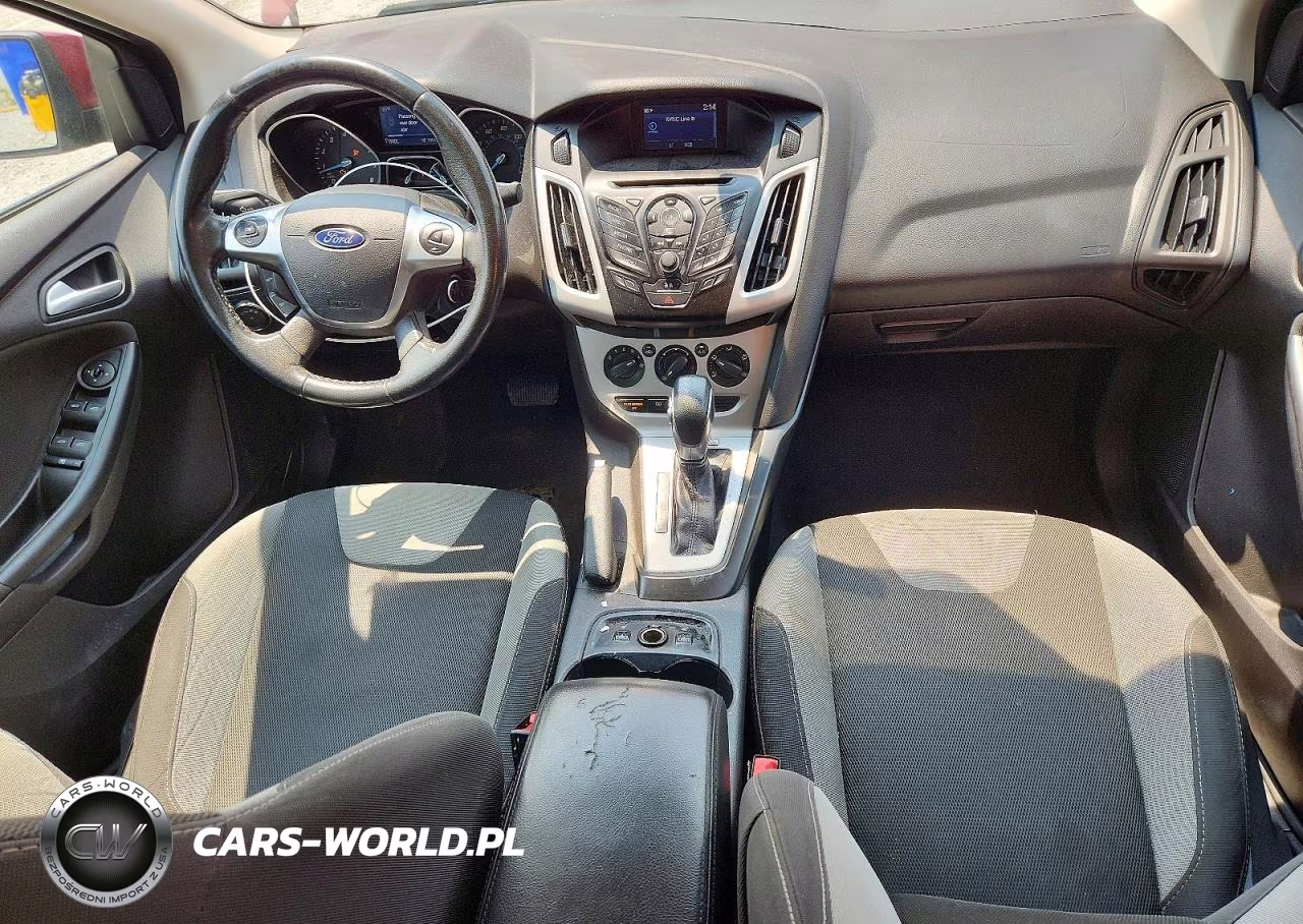 2014 Ford Focus Se VIN:1FADP3F21EL308765 - 8