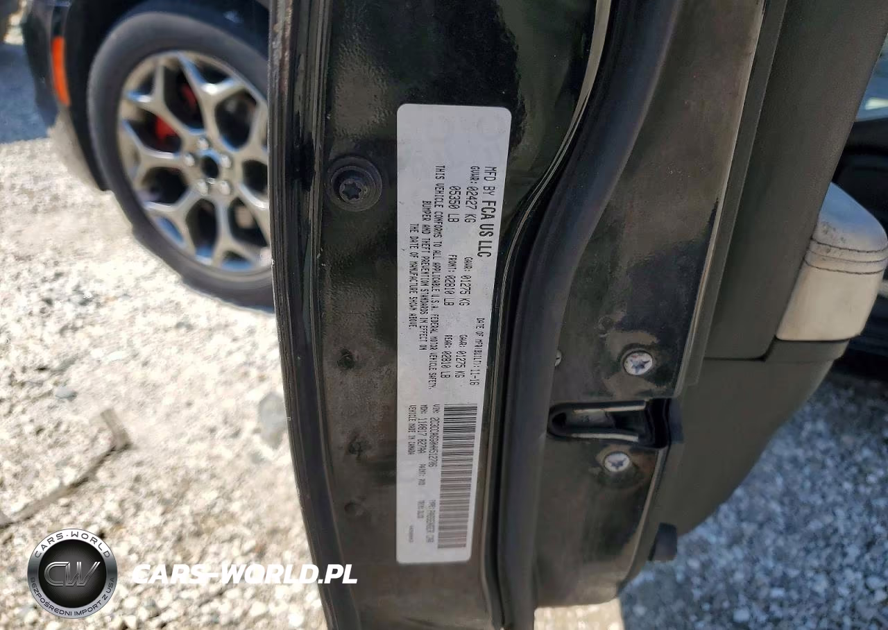 2017 Chrysler 300 S VIN:2C3CCAGG0HH512706 - 12