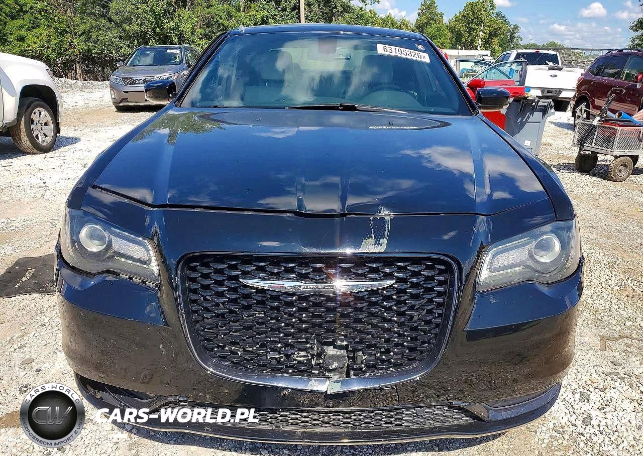 2017 Chrysler 300 S VIN:2C3CCAGG0HH512706 - 5