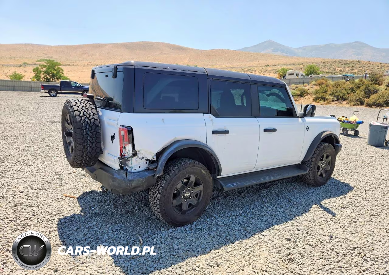 2025 Ford Bronco Outer Banks VIN:1FMEE8BP6SLA84970 - 3