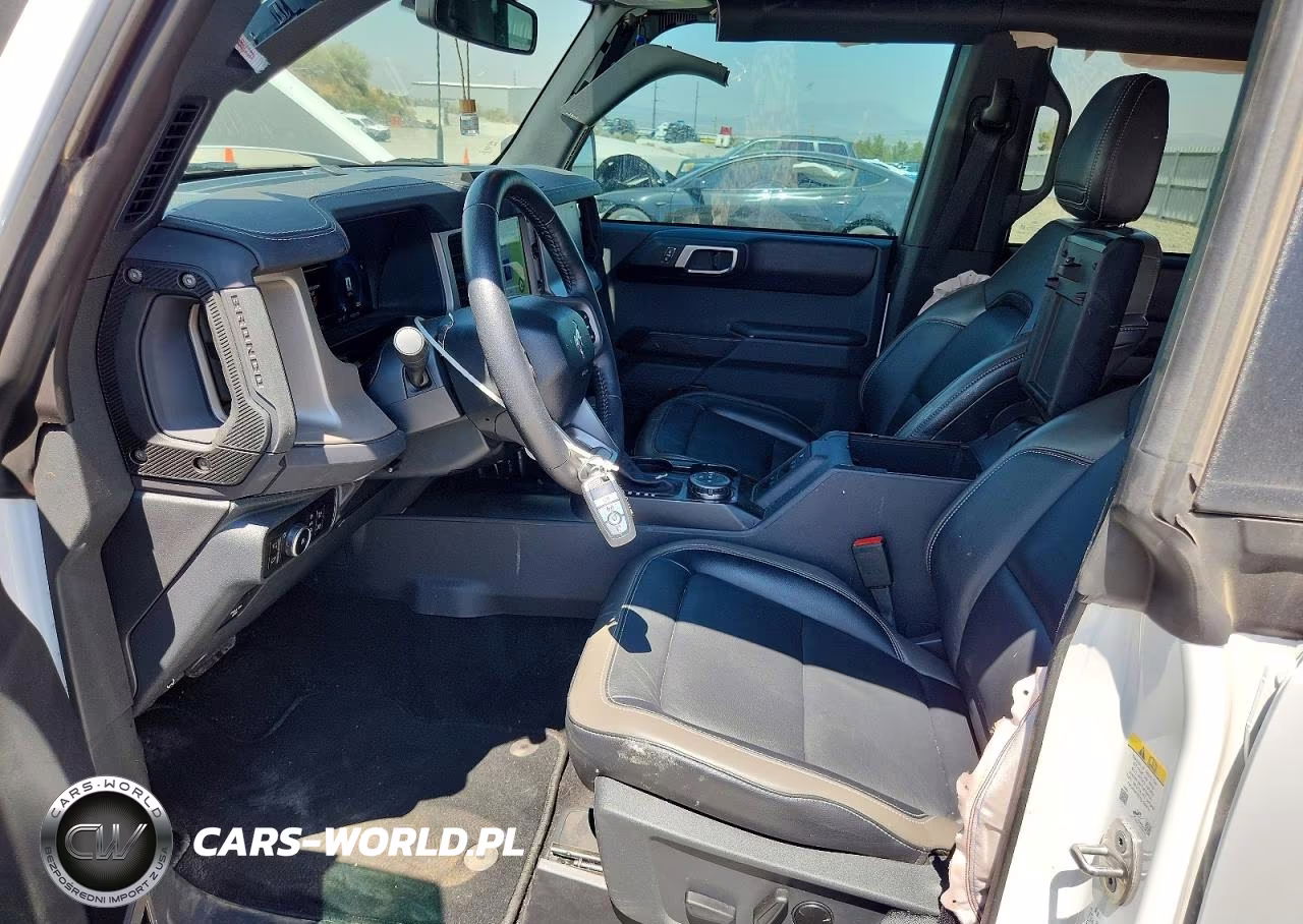 2025 Ford Bronco Outer Banks VIN:1FMEE8BP6SLA84970 - 7