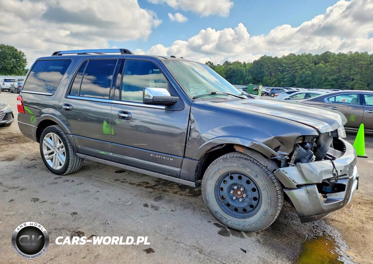 2016 Ford Expedition Platinum VIN:1FMJU1MT5GEF36485 - 4