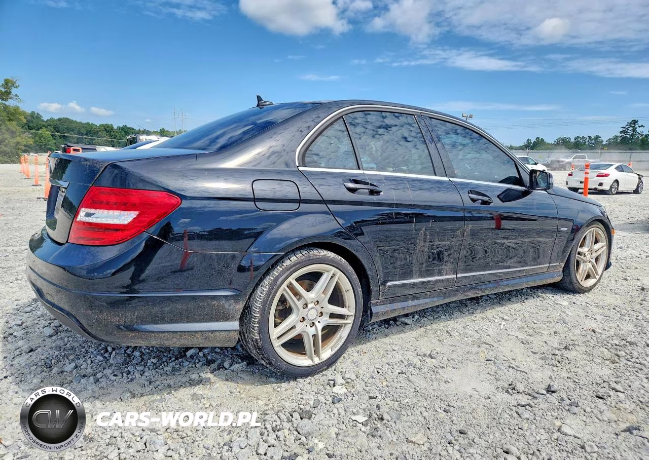2012 Mercedes-Benz C 250 VIN:WDDGF4HB5CR194170 - 3