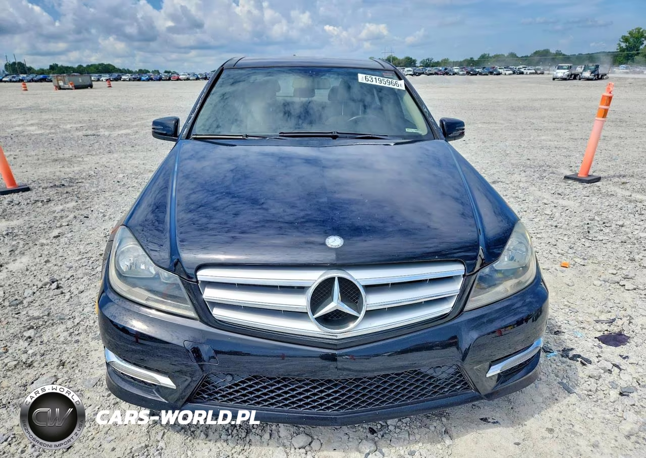 2012 Mercedes-Benz C 250 VIN:WDDGF4HB5CR194170 - 5