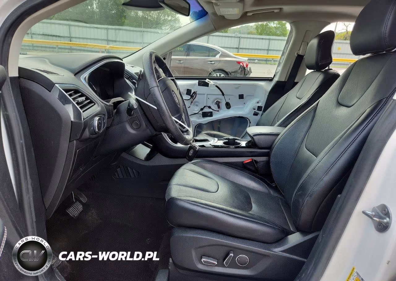 2018 Ford Edge Titanium VIN:2FMPK3K90JBC04881 - 7