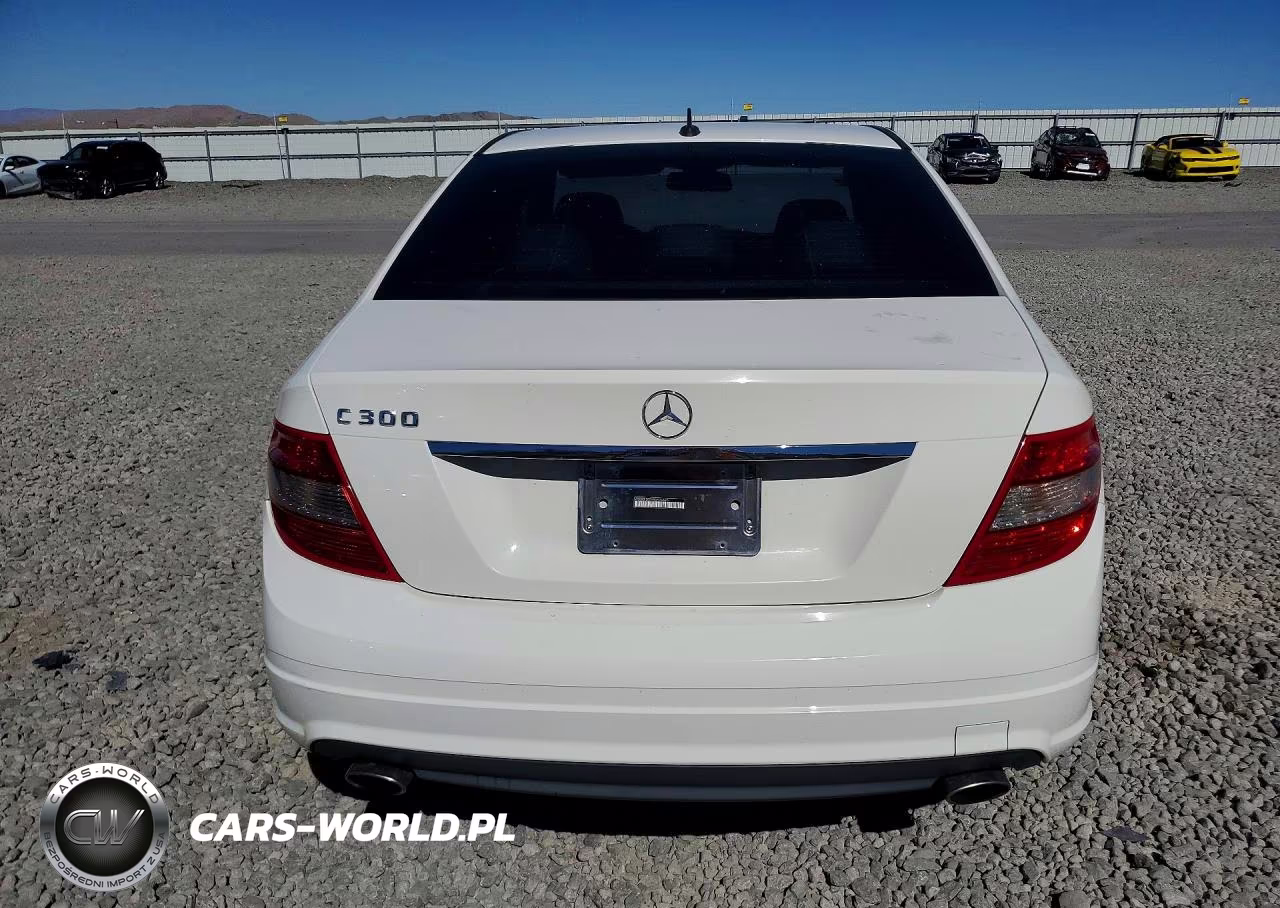 2011 Mercedes-Benz C 300 VIN:WDDGF5EB9BA524626 - 6