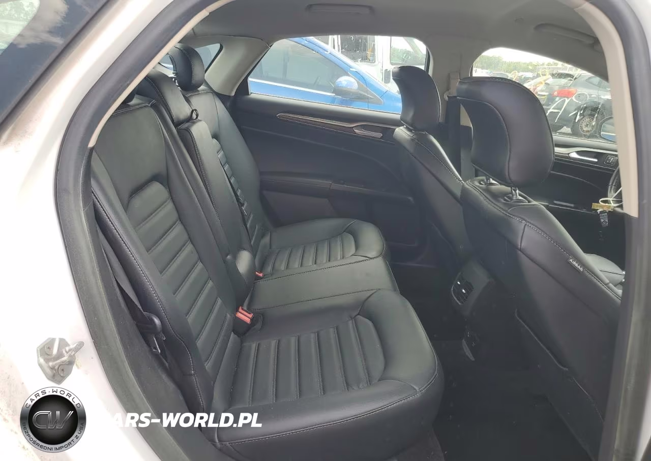2018 Ford Fusion Se Hybrid VIN:3FA6P0LU5JR163495 - 10