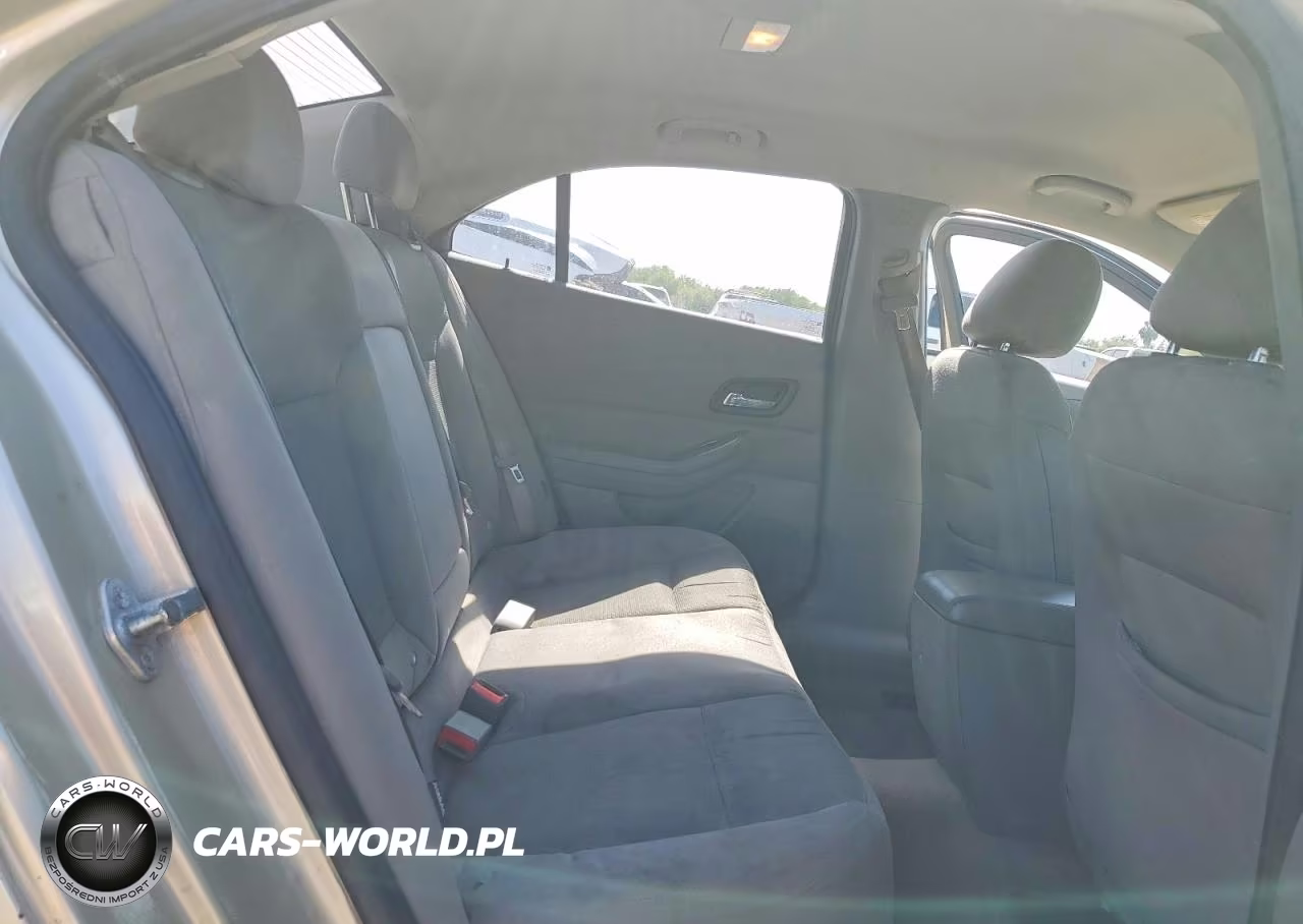 2014 Chevrolet Malibu Ls VIN:1G11B5SLXEF122803 - 10