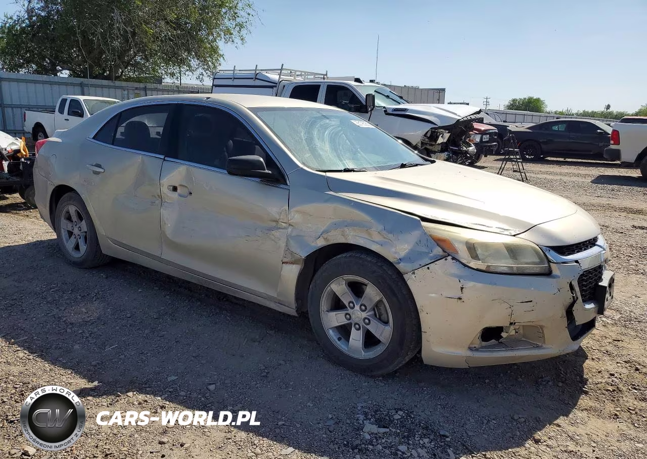 2014 Chevrolet Malibu Ls VIN:1G11B5SLXEF122803 - 4