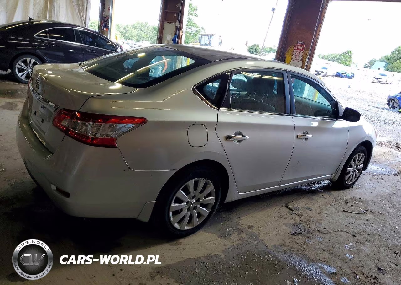 2015 Nissan Sentra S VIN:3N1AB7AP9FY235100 - 3