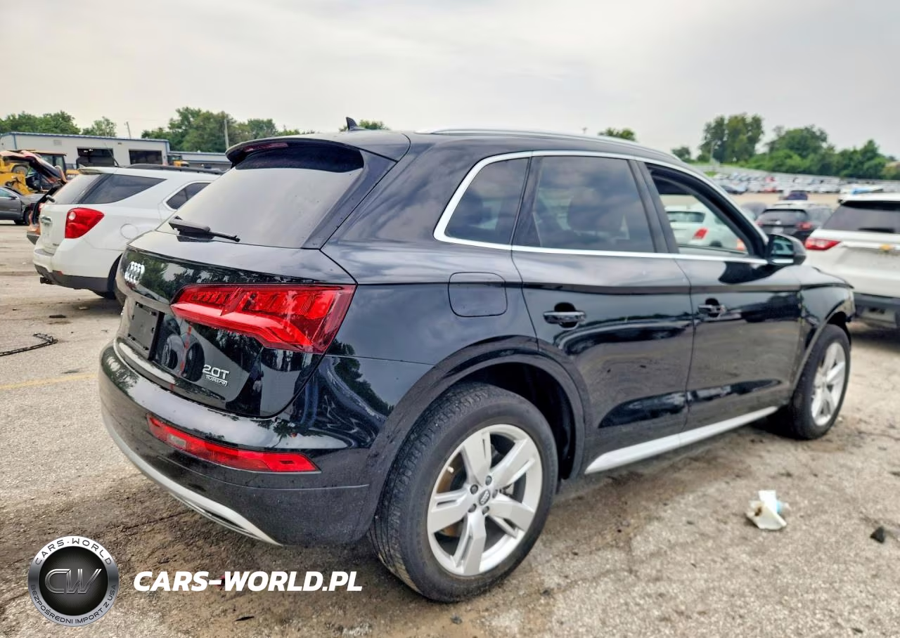 2018 Audi Q5 Premium Plus VIN:WA1BNAFY0J2226410 - 3