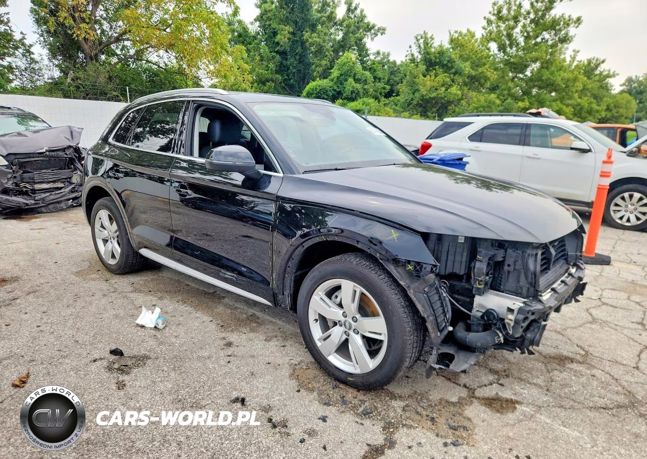 2018 Audi Q5 Premium Plus VIN:WA1BNAFY0J2226410 - 4