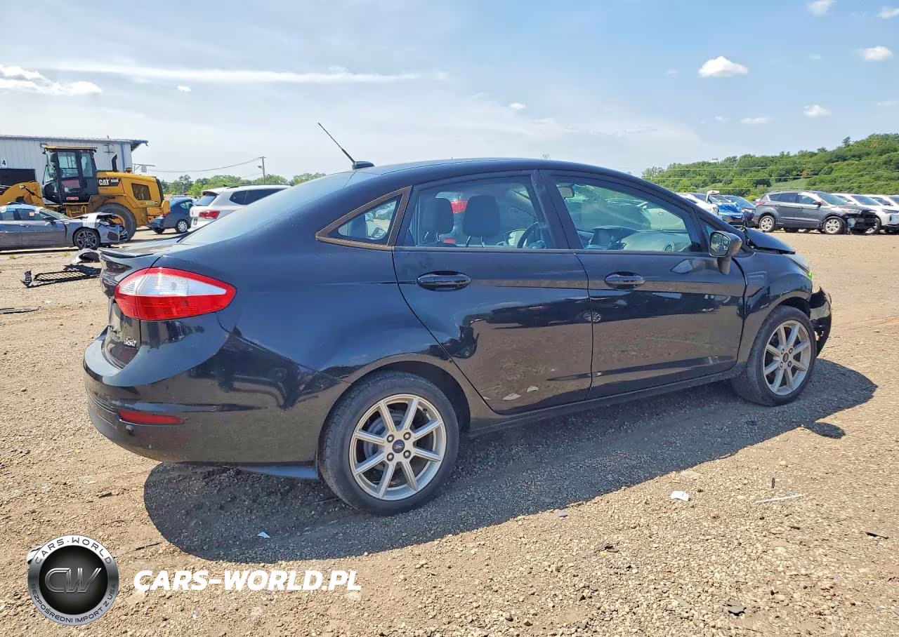 2019 Ford Fiesta Se VIN:3FADP4BJ4KM123591 - 3