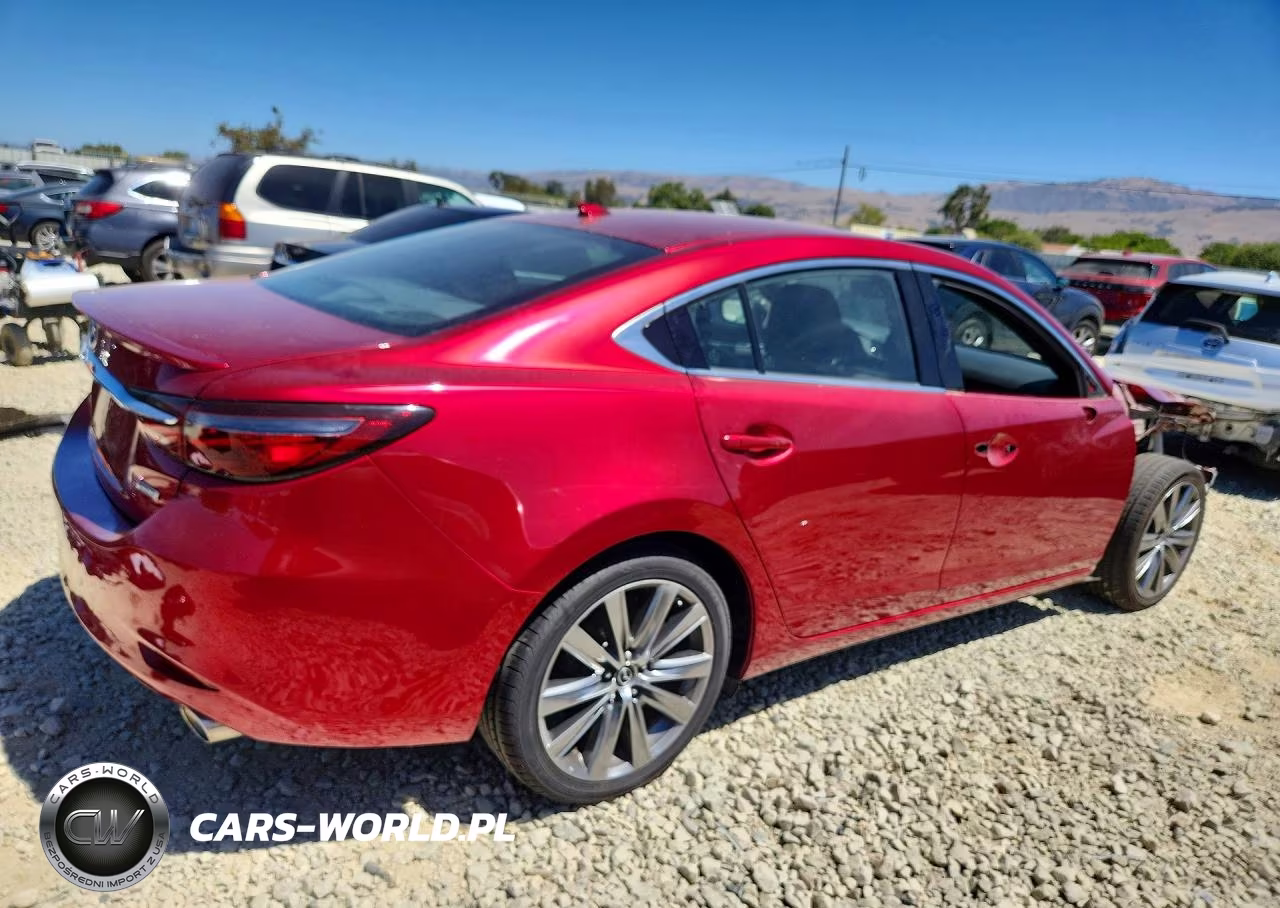 2018 Mazda 6 Signature VIN:JM1GL1XY0J1327792 - 3