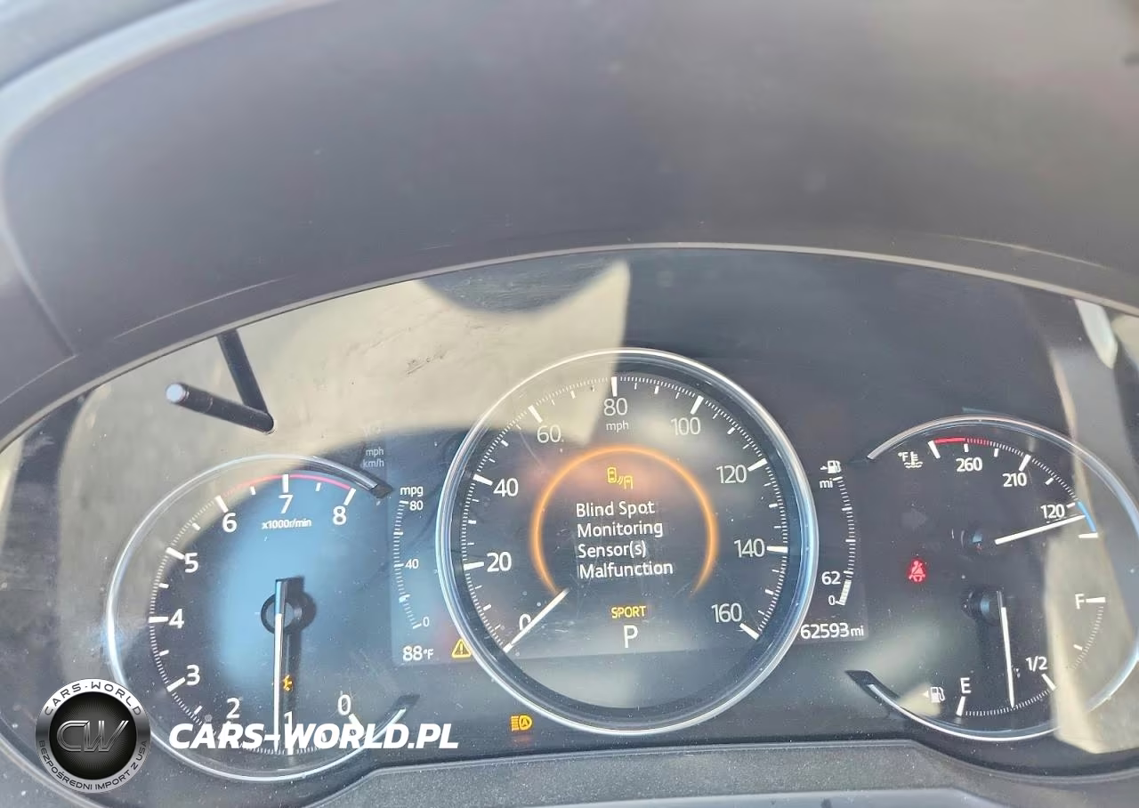 2018 Mazda 6 Signature VIN:JM1GL1XY0J1327792 - 9