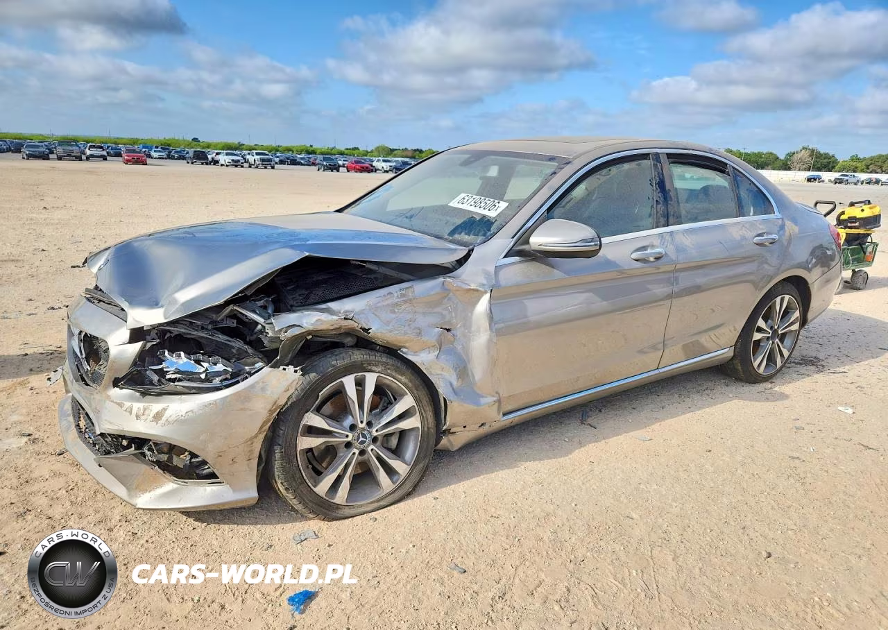 2019 Mercedes-Benz C 300