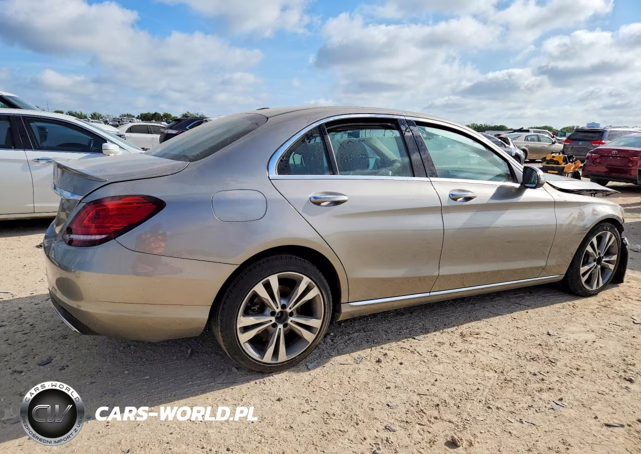 2019 Mercedes-Benz C 300 VIN:55SWF8DB9KU319032 - 3