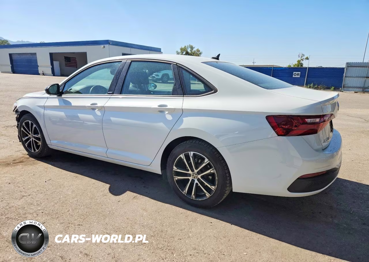 2024 Volkswagen Jetta Sport VIN:3VWBM7BU3RM041073 - 2