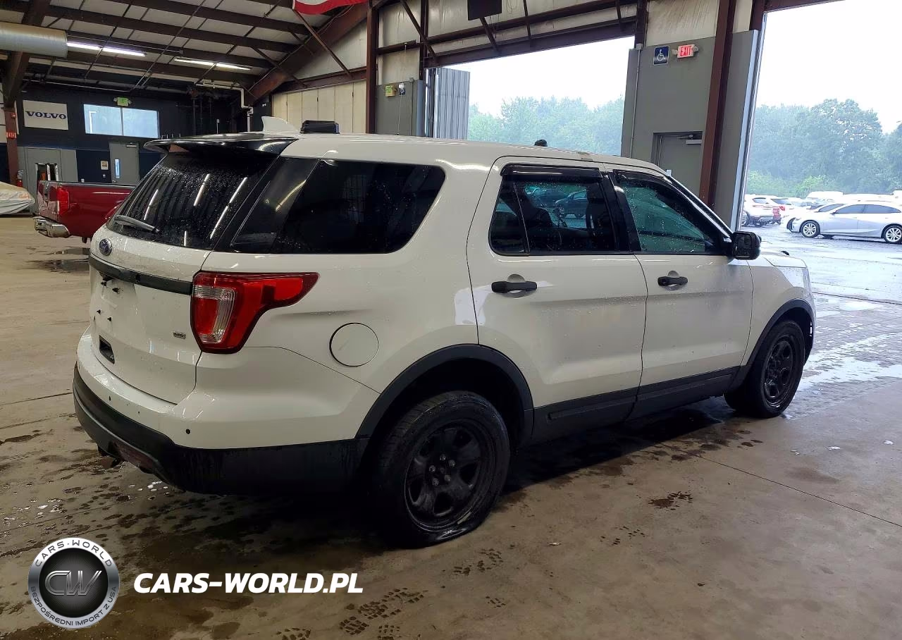 2017 Ford Explorer Police Interceptor VIN:1FM5K8AR7HGA37539 - 3