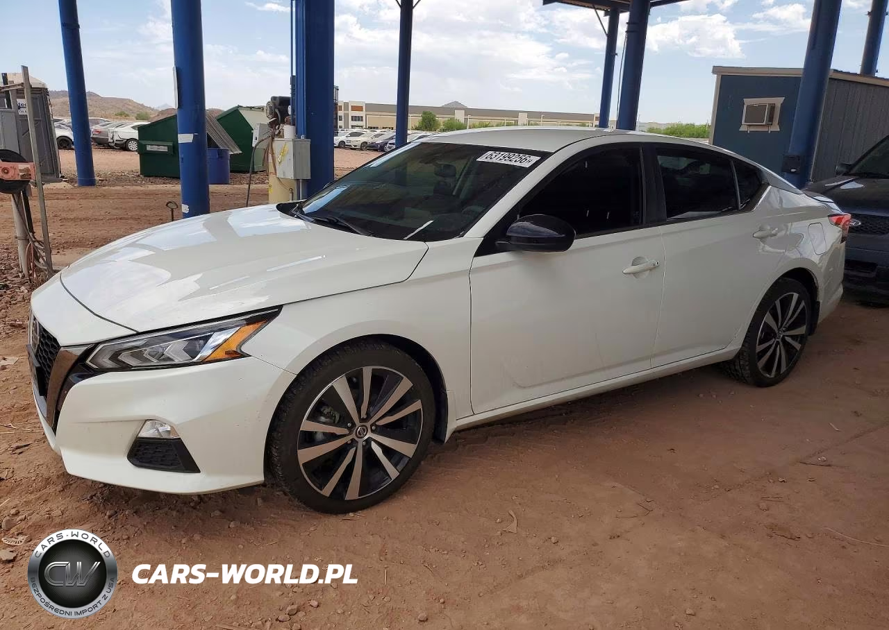 2021 Nissan Altima Sr
