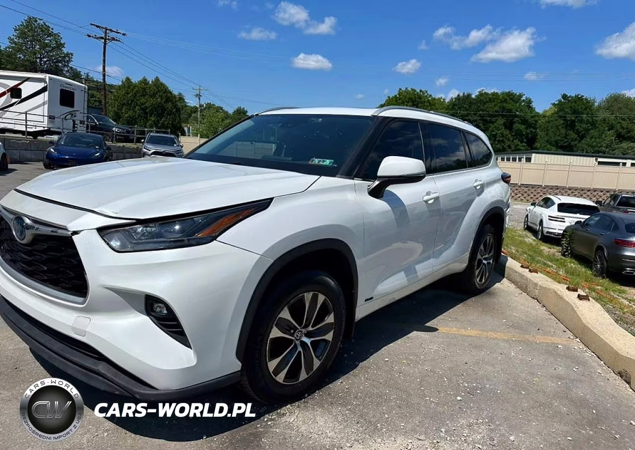 2022 Toyota Highlander Hybrid Xle
