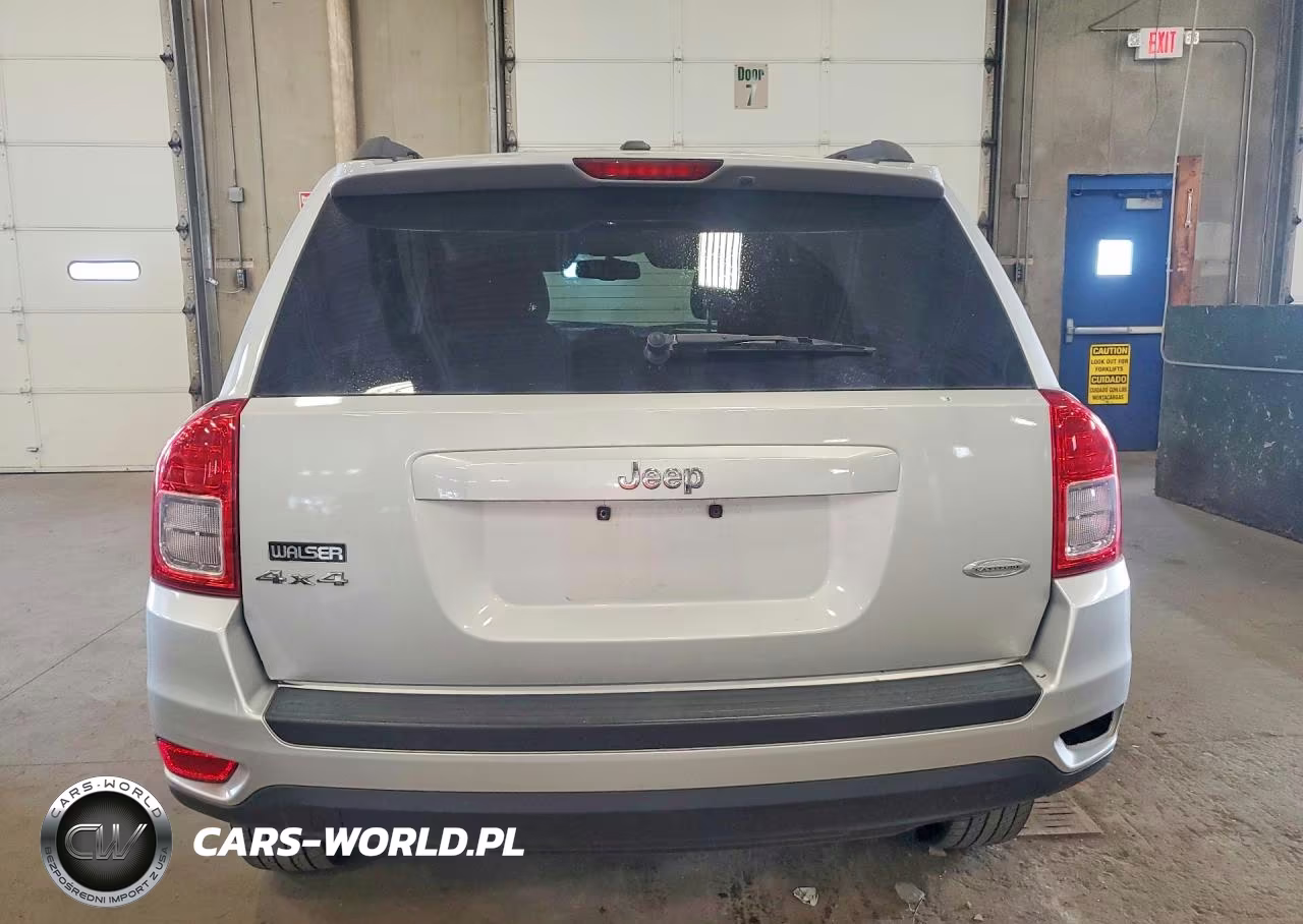 2012 Jeep Compass Latitude VIN:1C4NJDEB2CD572558 - 6