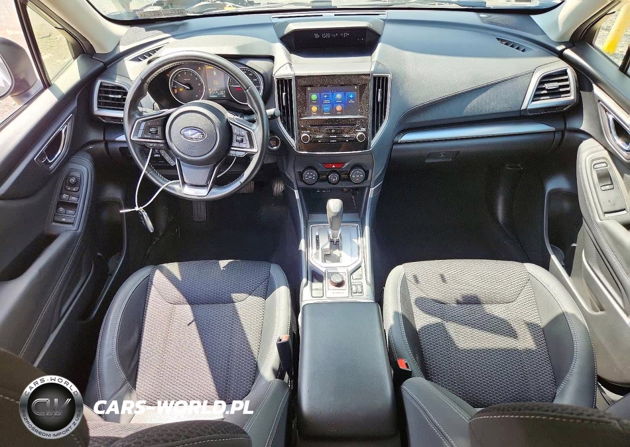 2023 Subaru Forester Premium VIN:JF2SKADC9PH514732 - 8