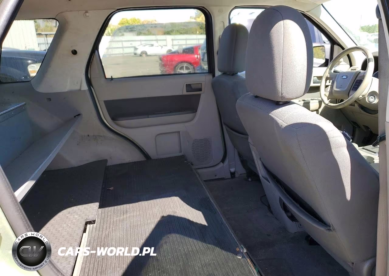 2009 Ford Escape Hybrid VIN:1FMCU49389KB25721 - 10