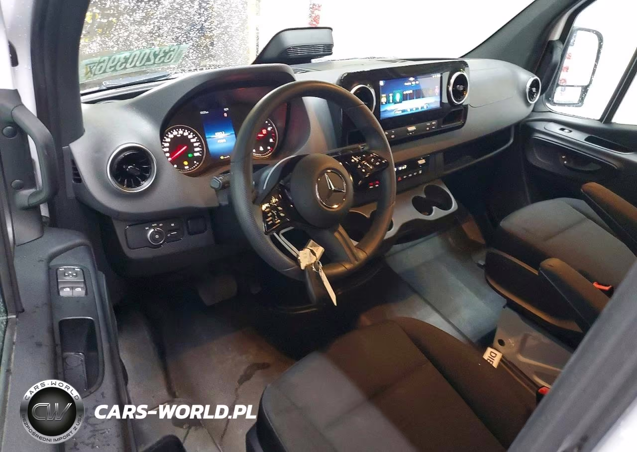 2025 Mercedes-Benz Sprinter 2500 VIN:W1Z4KGHY9ST200981 - 8