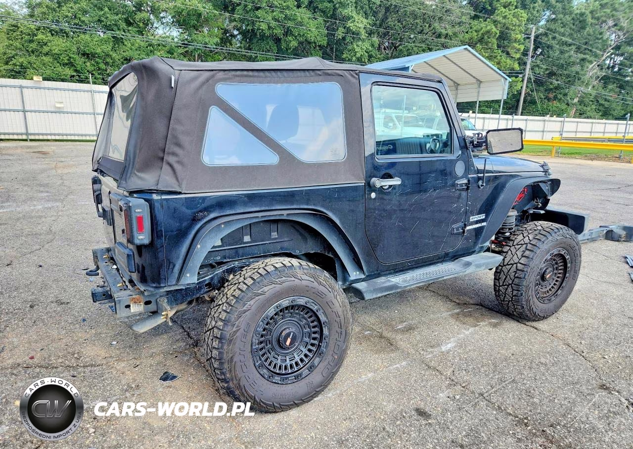 2012 Jeep Wrangler Sport VIN:1C4AJWAG1CL110736 - 3